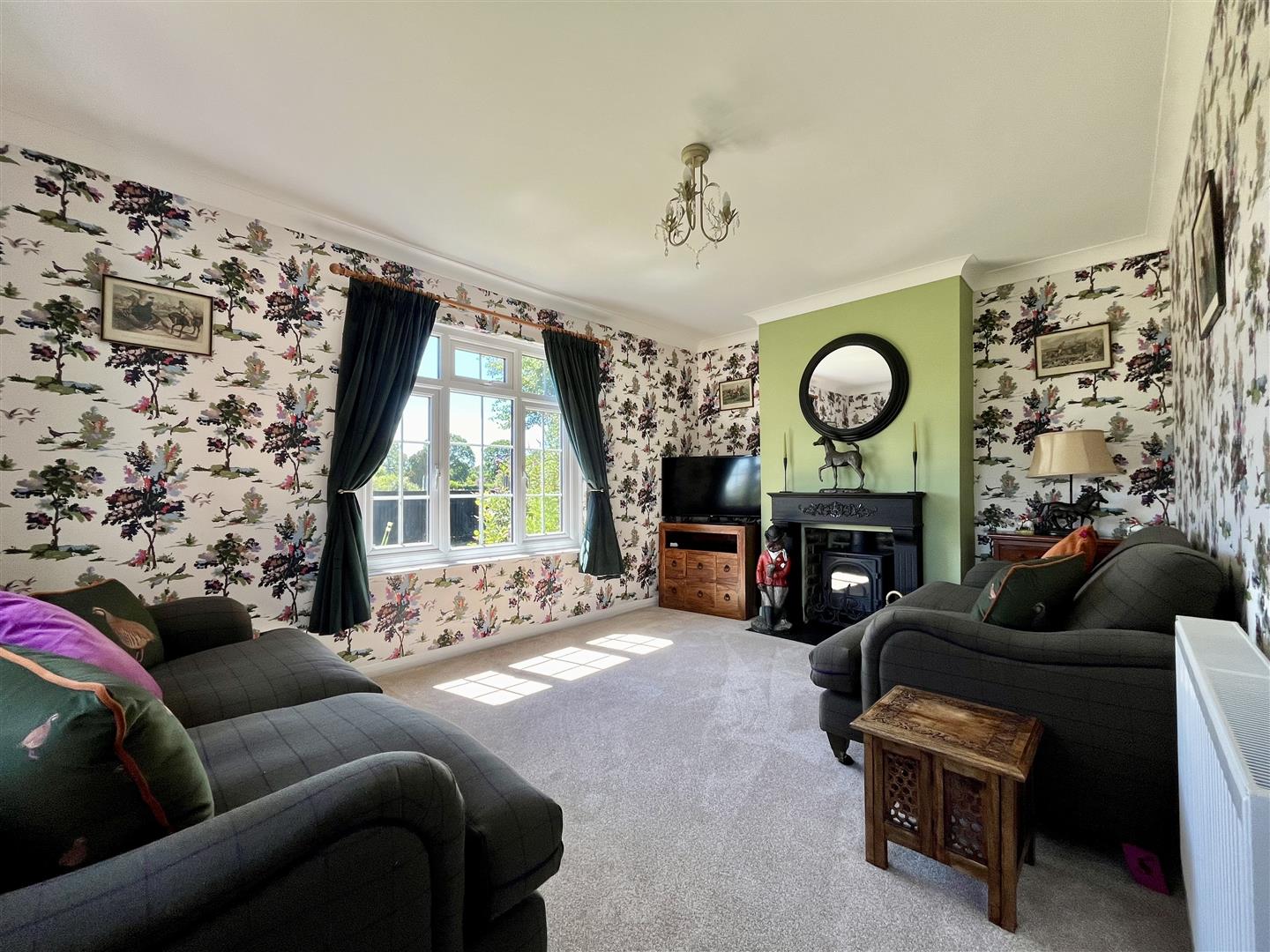 Fourteen Acre Lane, Three Oaks